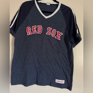 Boston Red Socks Mitchell & Ness MLB Baseball V-Neck T-Shirt Women’s Large